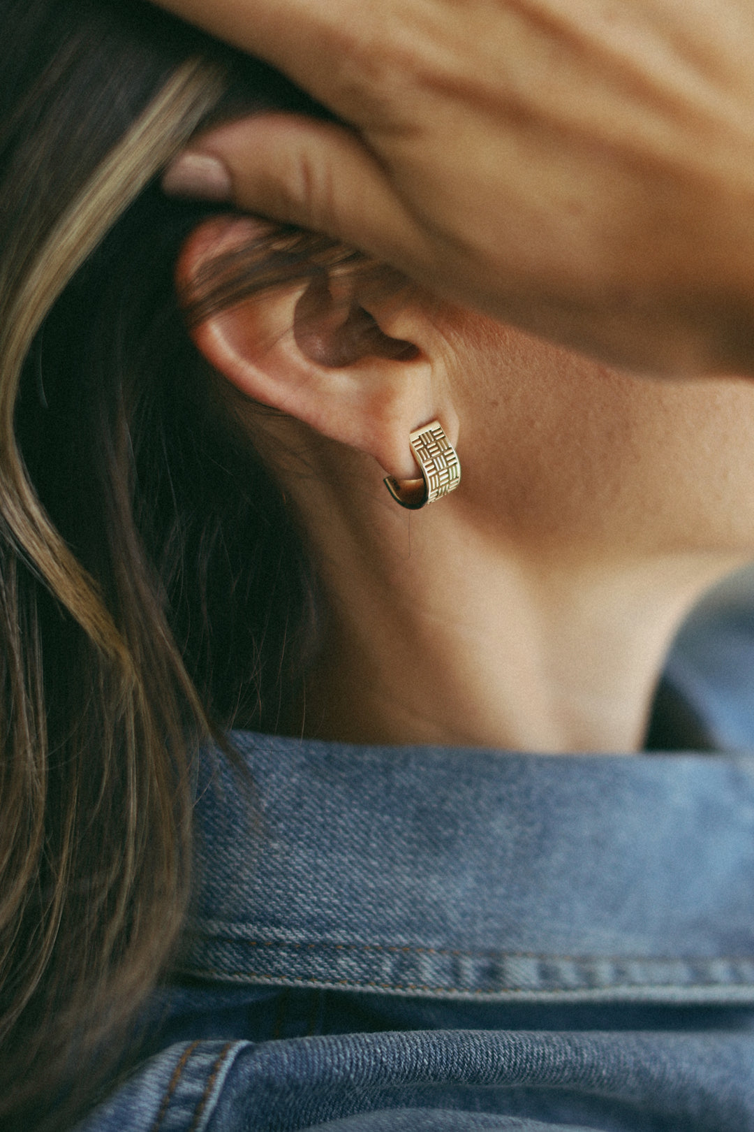 Lucca Small Hoop Earring