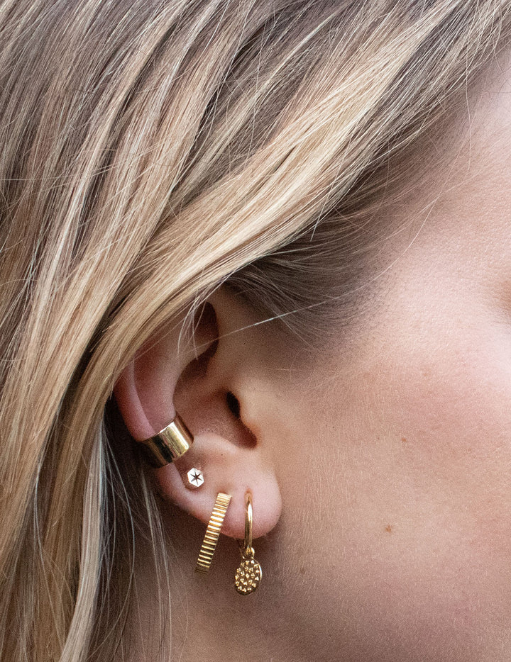 Plain Jane Gold Ear Cuff