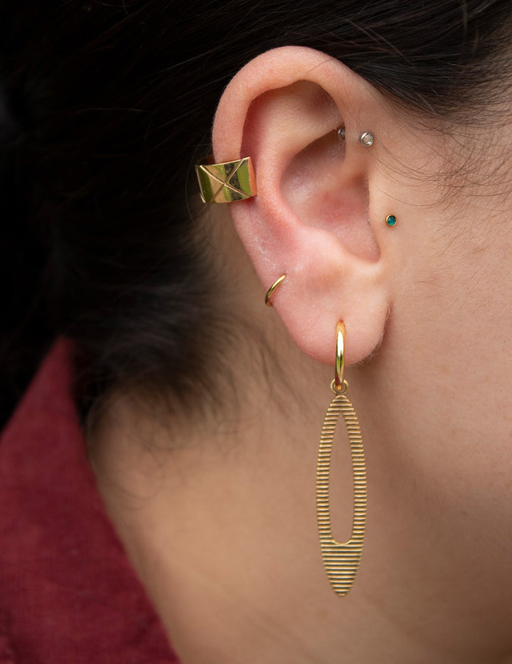 Gold Xoey Ear Cuff